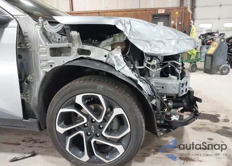 2025 Chevrolet Trax Fwd 2Rs z USA, uszkodzony, nr VIN KL77LJEP4SC095601